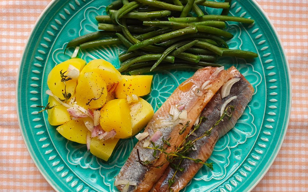 Harengs fumés marinés, pommes de terre & haricots verts